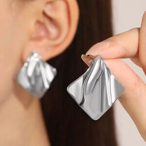 ⚡Silver Geometric Statement Earrings  Modern Minimalist Square Studs